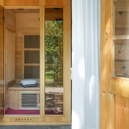 Cozy Bungalow In With Sauna
